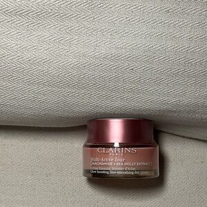 Clarins Multi-Active Jour Cream in Pink Jar